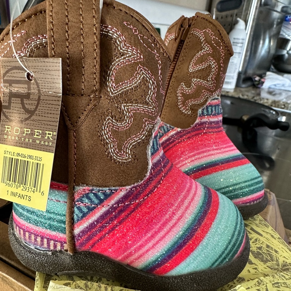 Roper Cowbabies Glitter Serape pink.. brand new in box size one infant